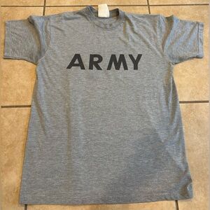 U.S. Army Gray PT Shirt. Size: XL